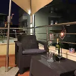 Ella Lägenhet