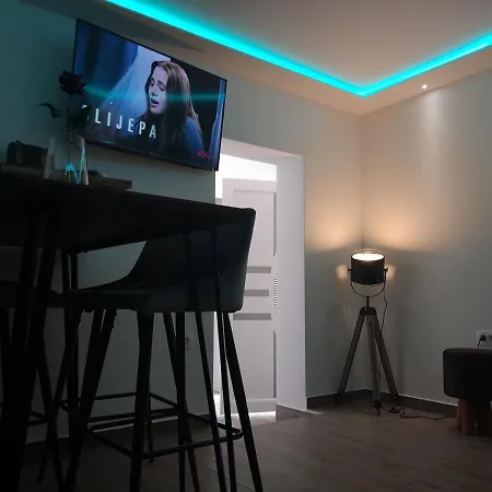 Apartment Ella Split