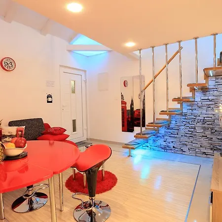 Ella Apartment
