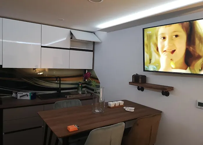 Ella דירה *