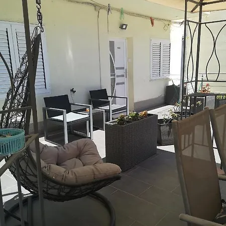 Apartment Ella Split