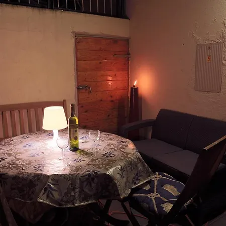 Ella Apartment Split