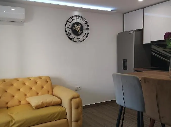 아파트먼트 엘라 아파트