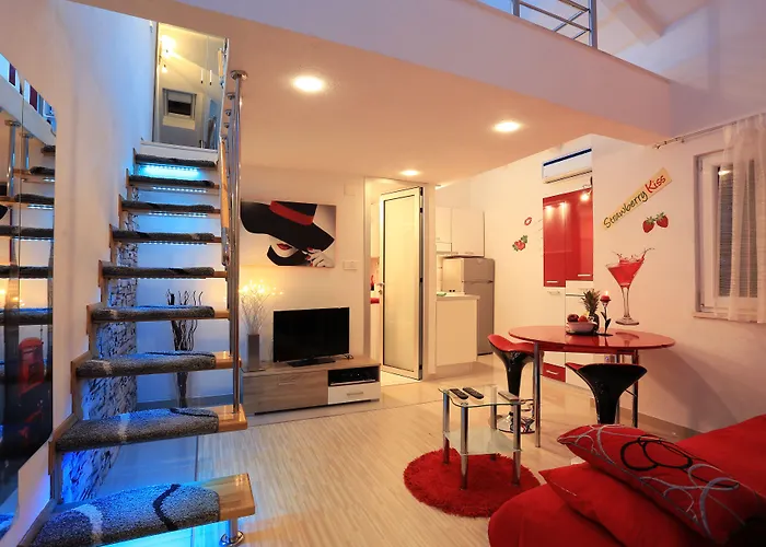 아파트먼트 엘라 아파트