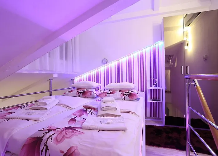 아파트먼트 엘라 아파트